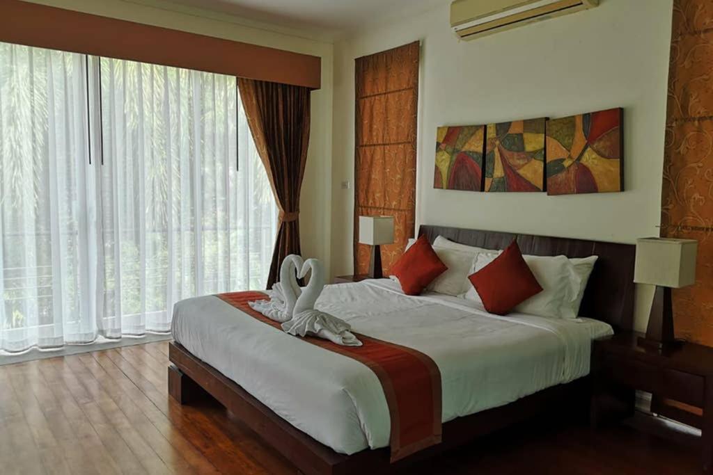 4 Bedroom Villa Kamala Beach Phuket Екстер'єр фото