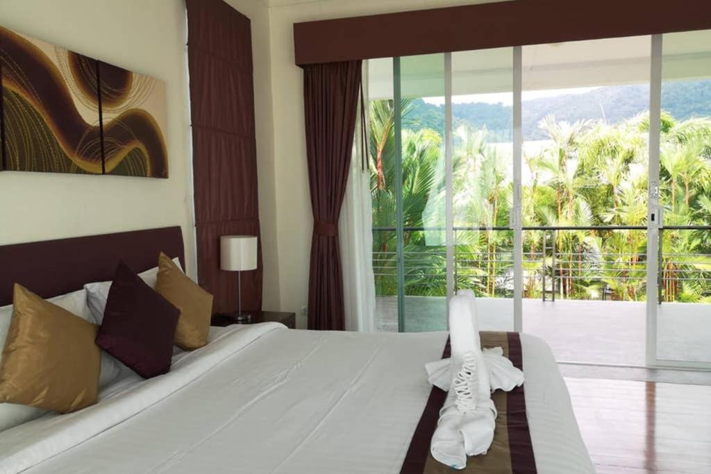 4 Bedroom Villa Kamala Beach Phuket Екстер'єр фото